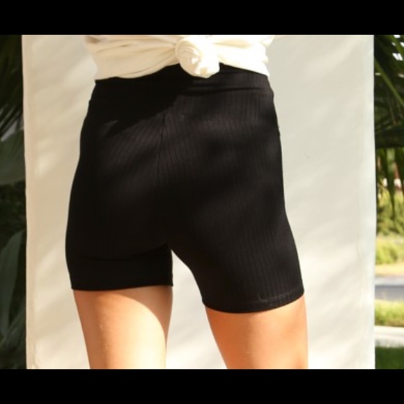 LNA Chunky Rib Bike Short - Picture 2 of 4